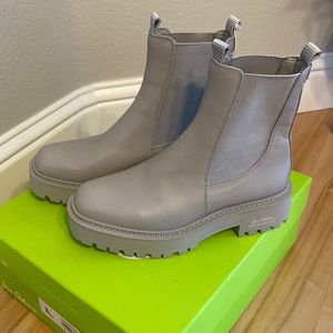 NWT Sam Edelman Laguna Lug Boot Pebble Grey 6.5